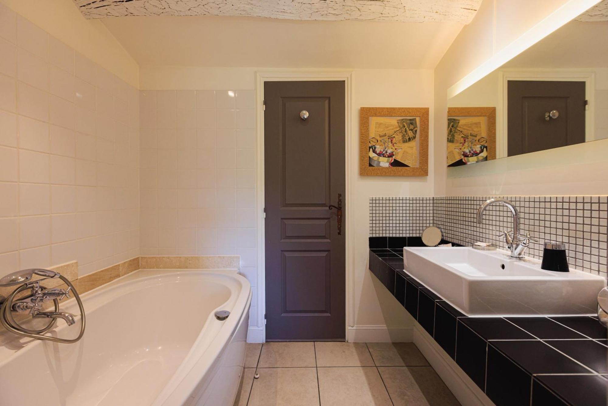 Hotel Du Clos Le Rouret Eksteriør bilde