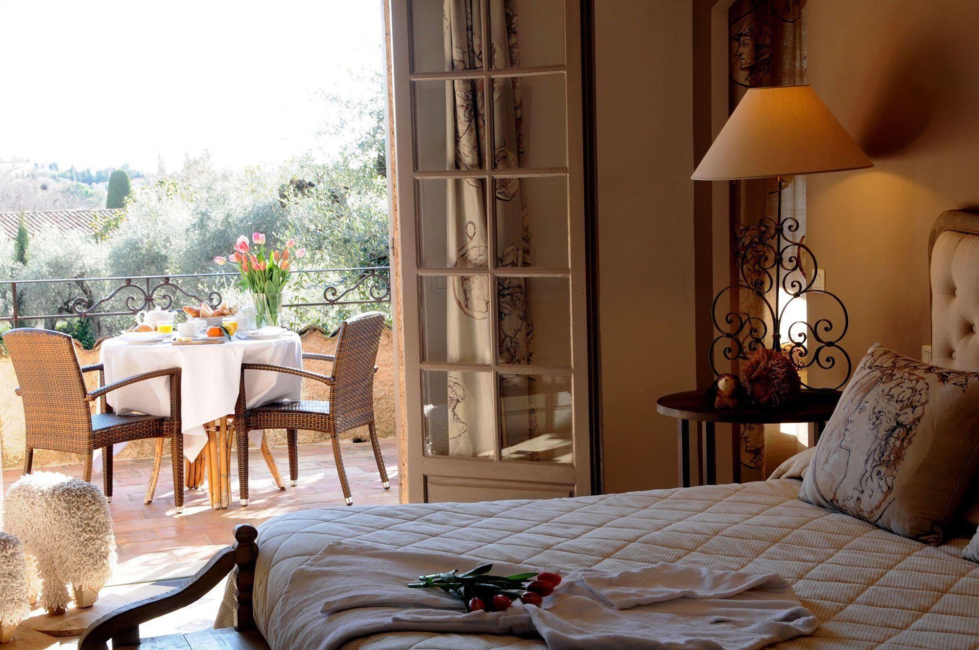 Hotel Du Clos Le Rouret Eksteriør bilde