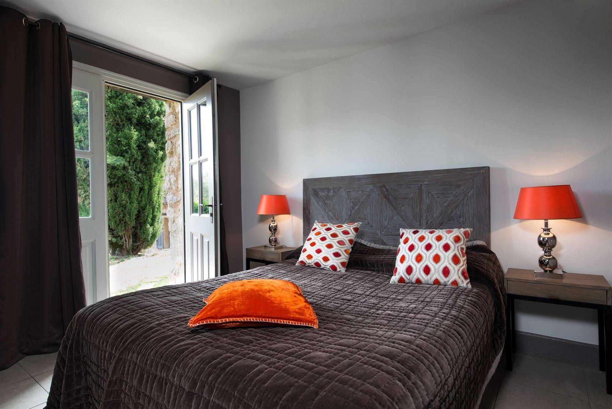 Hotel Du Clos Le Rouret Eksteriør bilde